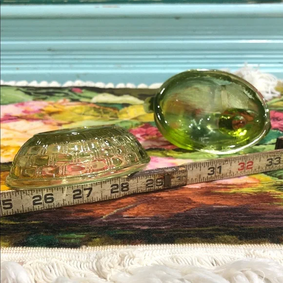 Vintage L. E. Smith Green Glass Rabbit Dish 🐰 - Picture 6 of 11